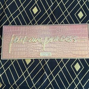 Tarte Park ave princess contour pallet